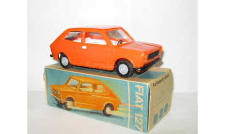 Фиат Fiat 127 1972 Anker сделано в ГДР 1:20 Редкий цвет БЕСПЛАТНАЯ доставка, масштабная модель, scale18