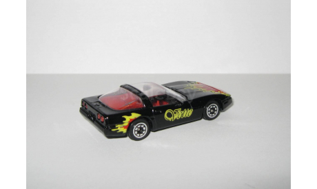 Chevrolet Corvette 1995 Corgi 1:64 Открывается капот, масштабная модель, scale64
