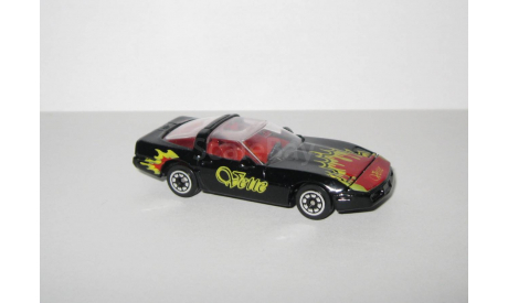 Chevrolet Corvette 1995 Corgi 1:64 Открывается капот, масштабная модель, scale64
