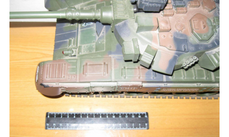 игрушка модель Радиоуправляемый Танк T90 the Lord Fights Tank Maisto 1:18 Длина 45 см, масштабные модели бронетехники, scale18