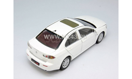 Мицубиси Mitsubishi Lancer X 2009 Белый Paudi 1:18, масштабная модель, scale18, Paudi Models