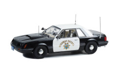 Форд Ford Mustang SSP Police ’California Highway Patrol’ 1982 США Greenlight 1:18 13600