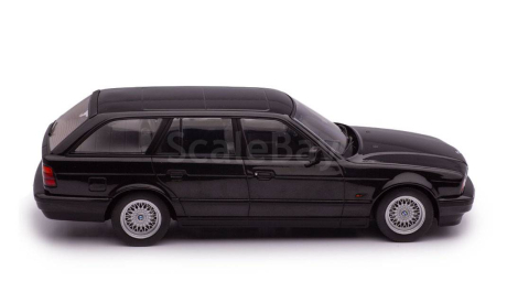 БМВ BMW 5 серии E34 Touring черный MCG 1:18 MCG18329, масштабная модель, scale18