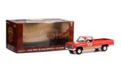 Chevrolet GMC K-2500 Sierra Grande Pick-Up ’Busted Knuckle Garage’ 1982 Пикап США Greenlight 1:18 13612