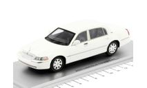 лимузин Линкольн Lincoln Town Car Белый 2011 Luxury Collectibles 1:43 LC101560, масштабная модель, scale43