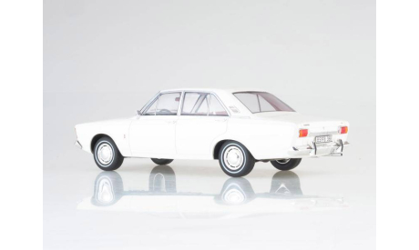 Форд Ford Taunus 17M (P7a) 1968 BoS Best of Show 1:18 BOS028 Раритет, масштабная модель, scale18