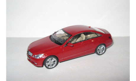 Мерседес Бенц Mercedes Benz E-Class Coupe C207 Красный Kyosho 1:43, масштабная модель, scale43, Mercedes-Benz
