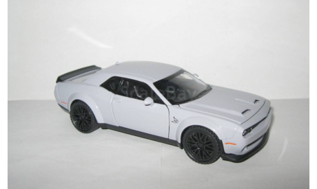 Додж Dodge Challenger SRT 8 USA США 1:32, масштабная модель, scale24