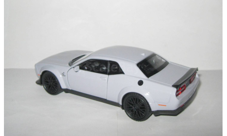 Додж Dodge Challenger SRT 8 USA США 1:32, масштабная модель, scale24