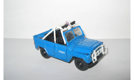 Уаз 469 (3151) Ралли Кросс Спорт СССР Агат Тантал Радон Саратов 1:43 Редкий вариант, масштабная модель, scale43