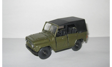 Уаз 469 (3151) 4х4 СССР Агат Тантал Радон Саратов 1:43, масштабная модель, scale43