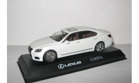 Лексус Lexus LS 600 hl Белый Kyosho 1:43, масштабная модель, scale43