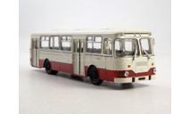 автобус Лиаз 677 М (бело-красный) СССР Советский автобус 1:43, масштабная модель, scale43