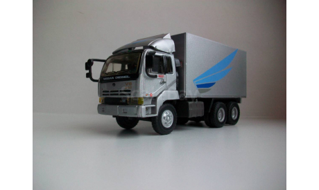 Nissan Diesel CW520, масштабная модель, Bauer/Cararama/Hongwell, 1:50, 1/50