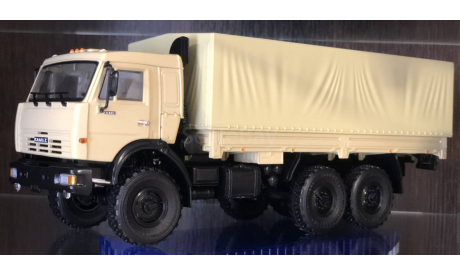 С 1-го рубля!!! 101944 - КАМАЗ-43118 - 6x6 бортовой с тентом (шт.), масштабная модель, ПАО КАМАЗ, 1:43, 1/43