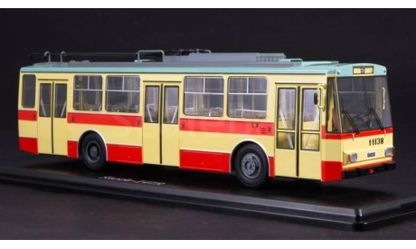 4042 - Троллейбус Skoda-14TR (красно-бежевый), масштабная модель, Škoda, Start Scale Models (SSM), scale43