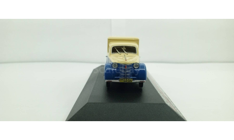 Москвич 400-420К фургон ’Мороженное’, масштабная модель, ICV, scale43