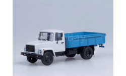 ГАЗ-3307 (двигатель ЗМЗ-513) дерев. борт (серый-голубой)