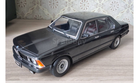 KK Scale BMW 733i E23 Saloon 1977 1/18 grey metallic, масштабная модель, 1:18