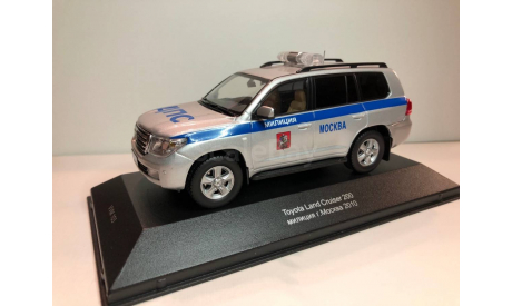 Тойота Toyota Land Cruiser 200  ’Милиция’ Москва, масштабная модель, VMM/VVM, 1:43, 1/43