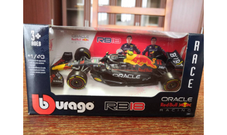 Модель formula 1 Red Bull RB18 2022 Sergio Perez Серхио Перес 1 43 Bburago, масштабная модель, scale43