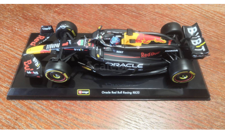 Модель formula 1 24 Red Bull RB20 2024 Max Verstappen Макс Ферстаппен Bburago, масштабная модель, scale24