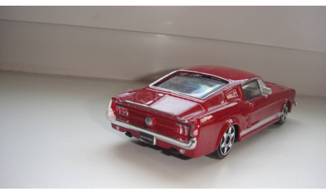 FORD MUSTANG GT  BURAGO  ТОЛЬКО МОСКВА САМОВЫВОЗ, масштабная модель, scale43