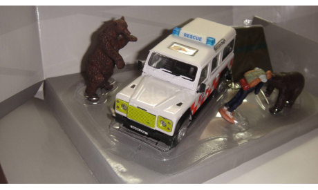 LAND ROVER DEFENDER НАБОР CARARAMA ТОЛЬКО МОСКВА, масштабная модель, scale43