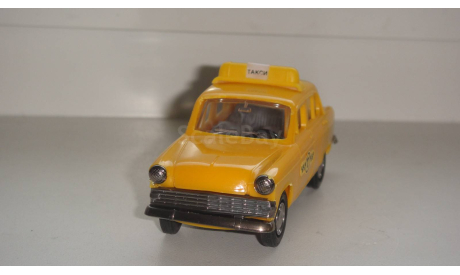 МОСКВИЧ 403 ТАКСИ ПЛАСТИК  ТОЛЬКО МОСКВА САМОВЫВОЗ, масштабная модель, scale43