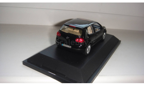 VOLKSWAGEN GOLF SCHUCO  ТОЛЬКО МОСКВА САМОВЫВОЗ, масштабная модель, scale43