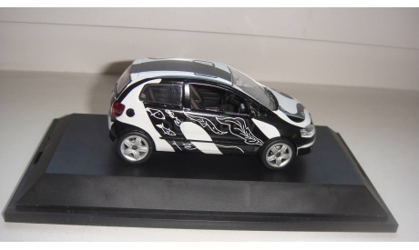 VOLKSWAGEN FOX ART CAR UNDERSEA SCHUCO  ТОЛЬКО МОСКВА САМОВЫВОЗ, масштабная модель, scale43