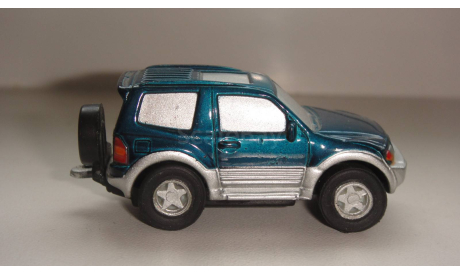MITSUBISHI PAJERO  ТОЛЬКО МОСКВА САМОВЫВОЗ, масштабная модель, scale0