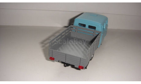УАЗ 452К ПЛАСТИК  ТОЛЬКО МОСКВА САМОВЫВОЗ, масштабная модель, scale43