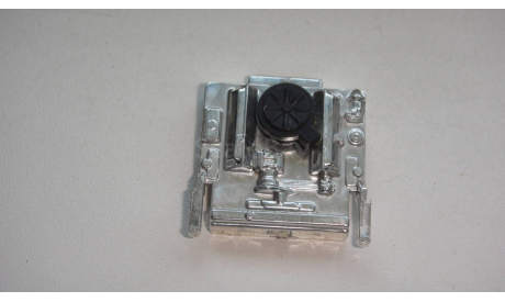 ДВИГАТЕЛЬ ОТ ЗИЛ 115  ТОЛЬКО МОСКВА САМОВЫВОЗ, запчасти для масштабных моделей, scale43