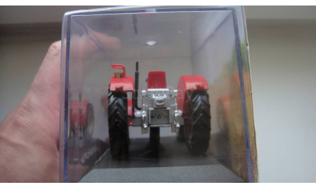ТРАКТОР SCHLUTER SUPER 1250V ТОЛЬКО МОСКВА, журнальная серия Тракторы. История, люди, машины (Hachette), scale43