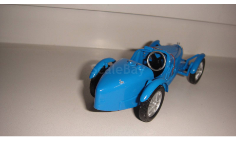 МОДЕЛЬ ГОНОЧНОГО АВТО CORGI  ТОЛЬКО МОСКВА САМОВЫВОЗ, масштабная модель, scale0