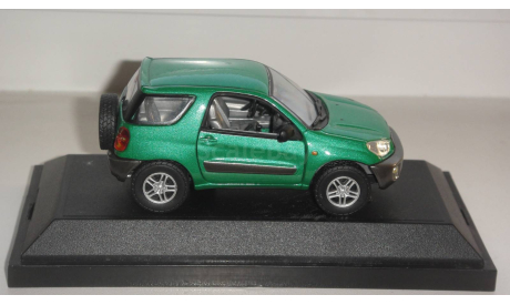TOYOTA RAV 4  CARARAMA  ТОЛЬКО МОСКВА САМОВЫВОЗ, масштабная модель, scale43