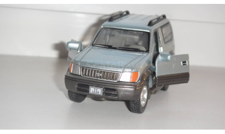 TOYOTA LAND CRUISER CARARAMA ТОЛЬКО МОСКВА САМОВЫВОЗ, масштабная модель, scale43