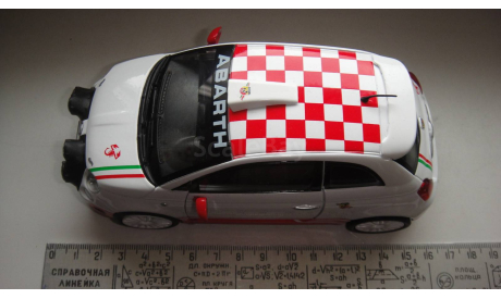 FIAT 500 ABARTH 1/24 MOTOR MAX  ТОЛЬКО МОСКВА САМОВЫВОЗ, масштабная модель, scale24