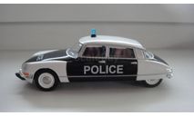 ПОЛИЦЕЙСКИЕ МАШИНЫ МИРА № 27 CITROEN DS21 ТОЛЬКО МОСКВА, журнальная серия Полицейские машины мира (DeAgostini), Citroën, scale43