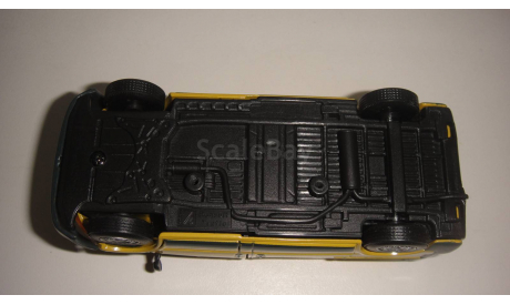 RENAULT TRAFIC CARARAMA ТОЛЬКО МОСКВА, масштабная модель, 1:43, 1/43