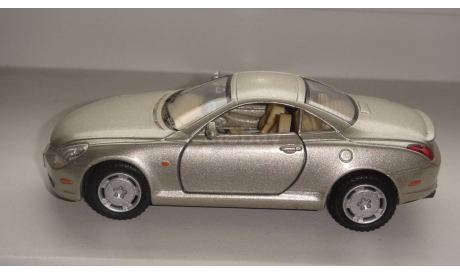 LEXUS SC 430 1.36 KINSMART  ТОЛЬКО МОСКВА САМОВЫВОЗ, масштабная модель, scale0