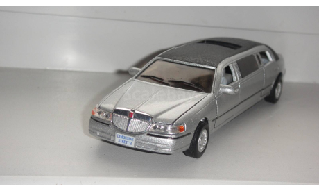 LINCOLN 1999 1/38 KINSMART  ТОЛЬКО МОСКВА САМОВЫВОЗ, масштабная модель, scale0
