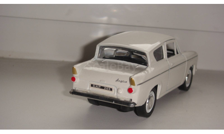 FORD ANGLIA SAICO 1.32  ТОЛЬКО МОСКВА САМОВЫВОЗ, масштабная модель, scale0