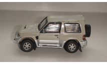 MITSUBISHI PAJERO CARARAMA  1/72  ТОЛЬКО МОСКВА САМОВЫВОЗ, масштабная модель, scale72