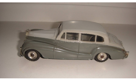 ROLLS ROYCE SILVER WRAITH DINKY ТОЛЬКО МОСКВА САМОВЫВОЗ, масштабная модель, Rolls-Royce, scale43