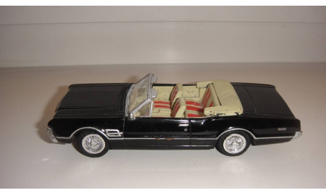 OLDSMOBILE 1966  ТОЛЬКО МОСКВА, масштабная модель, scale43