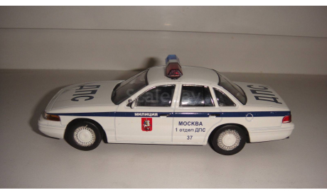 АВТОМОБИЛЬ НА СЛУЖБЕ № 58 FORD CROWN ДПС  ТОЛЬКО МОСКВА, журнальная серия Полицейские машины мира (DeAgostini), scale43