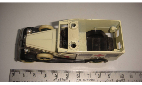 FORD AMBULANCE DAYS GONE  ТОЛЬКО МОСКВА САМОВЫВОЗ, масштабная модель, scale0