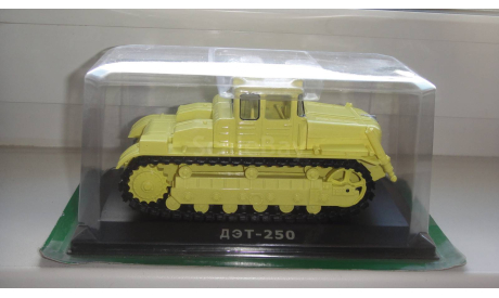 ТРАКТОР ДЭТ-250  ТОЛЬКО МОСКВА САМОВЫВОЗ, масштабная модель, scale0